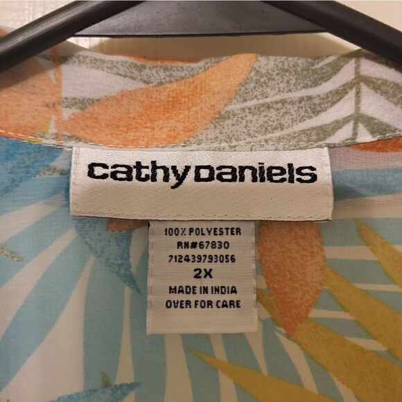 NWOT Cathy Daniels sheer half sleeve collard  button-down blouse - Picture 6 of 7